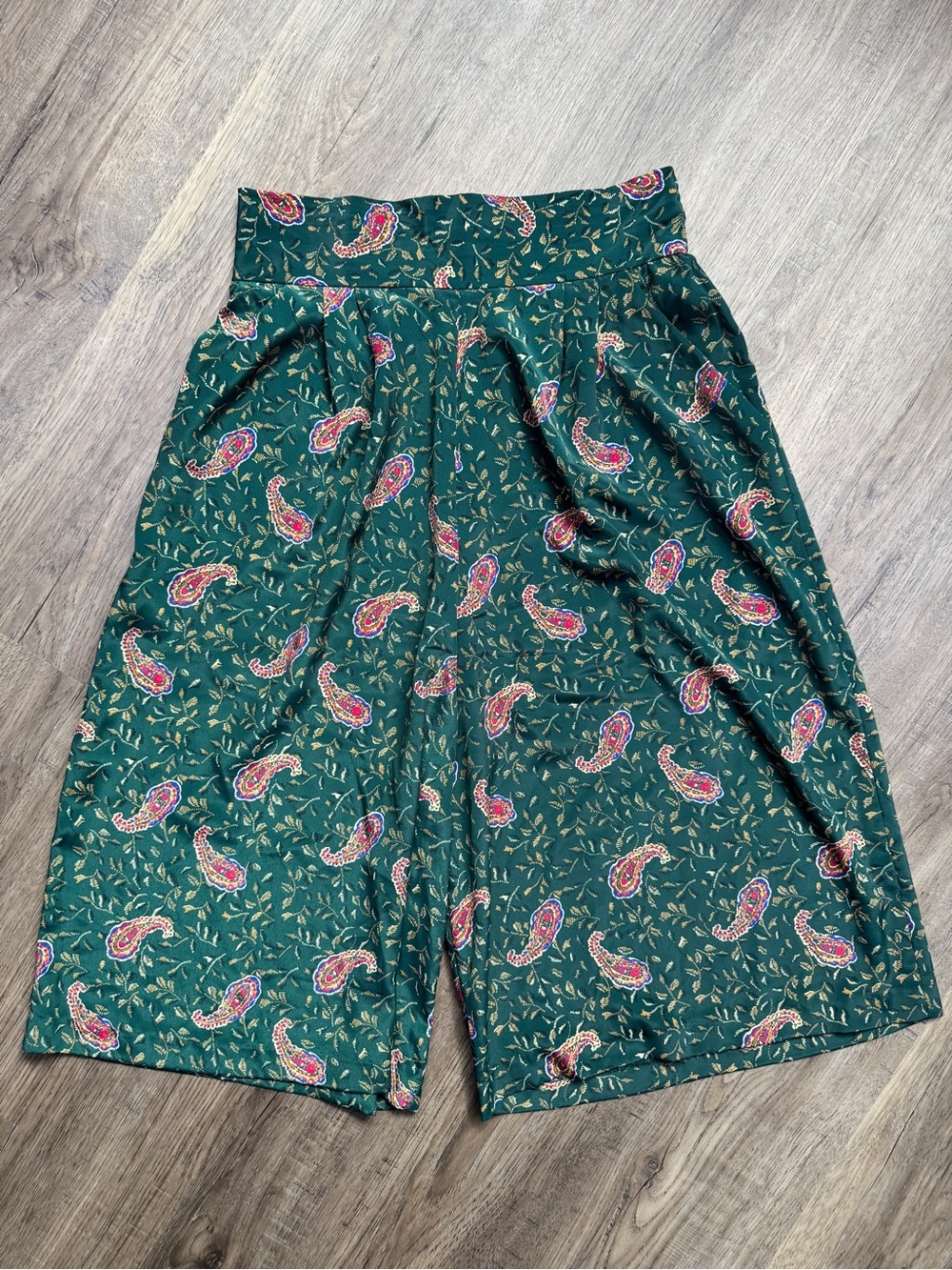 Vintage Liz Roberts Liz Petites Flowy Patterned Capri Pants - Size 10